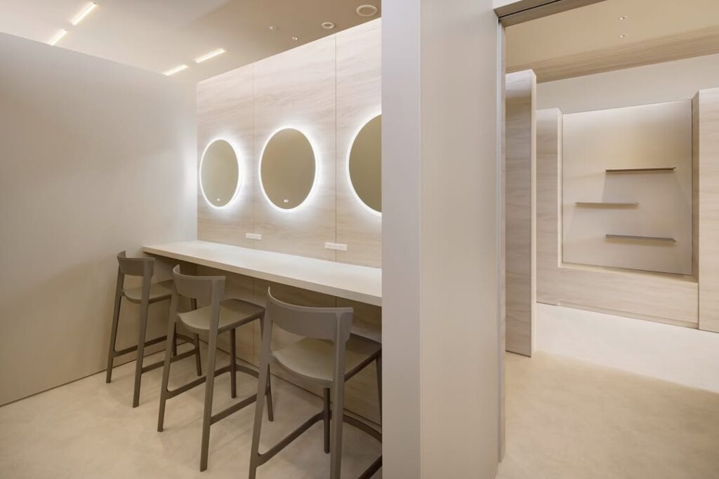 新浦安店パウダールーム画像